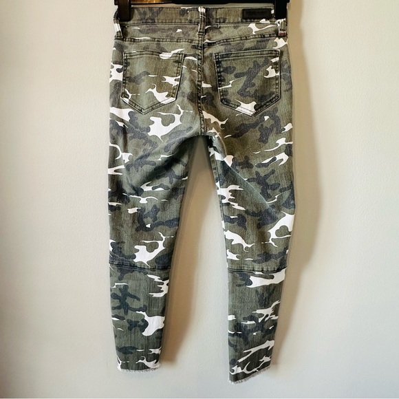 Etienne Marcel Camo High Rise Red Zipper Skinny Jeans size 26 (2/4) - Picture 7 of 9